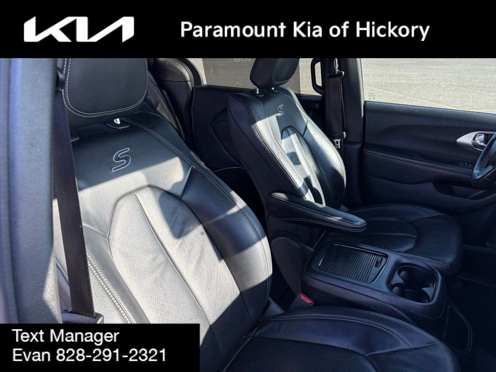 2021 Chrysler Pacifica Touring L