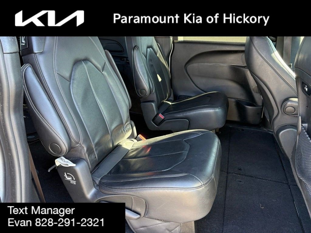 2021 Chrysler Pacifica Touring L