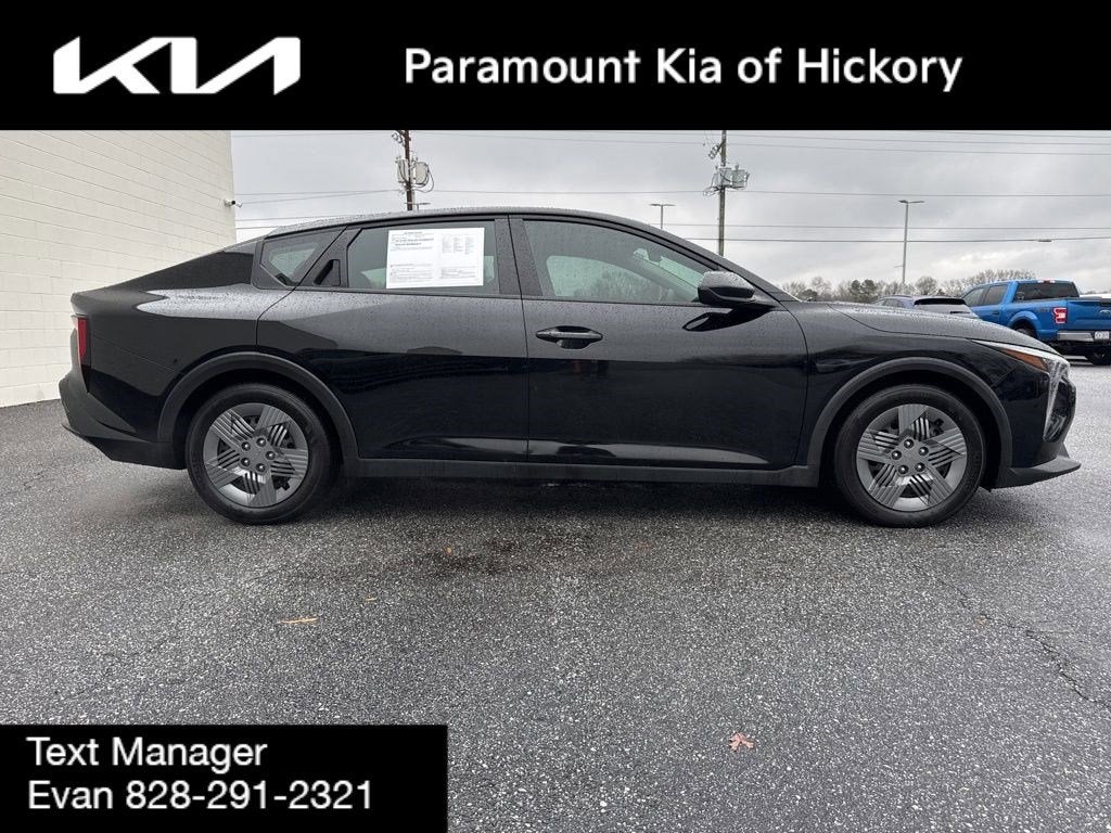 2025 Kia K4 LX