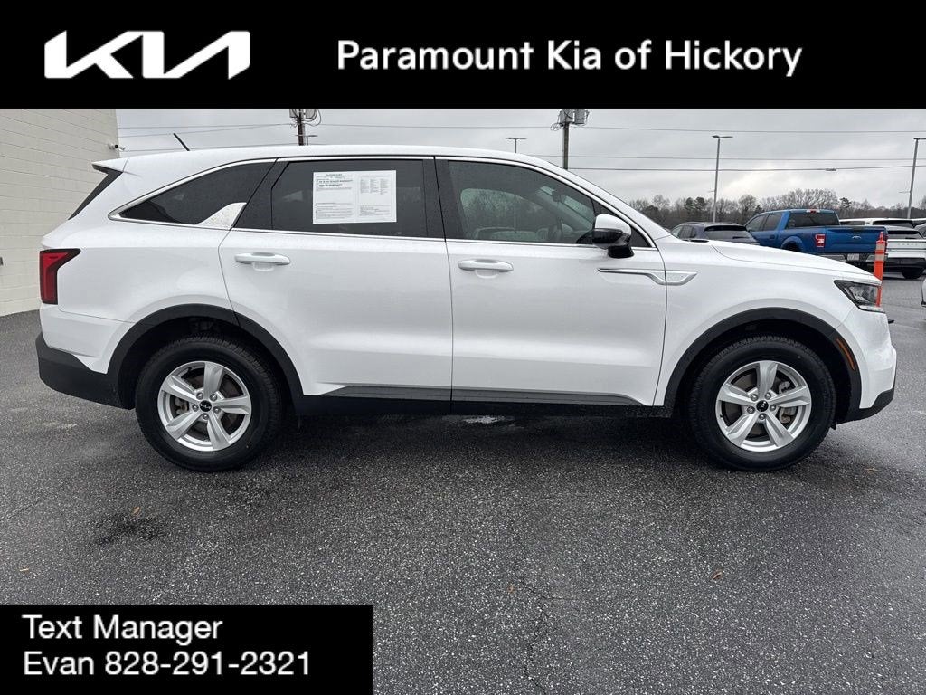 2023 Kia Sorento LX