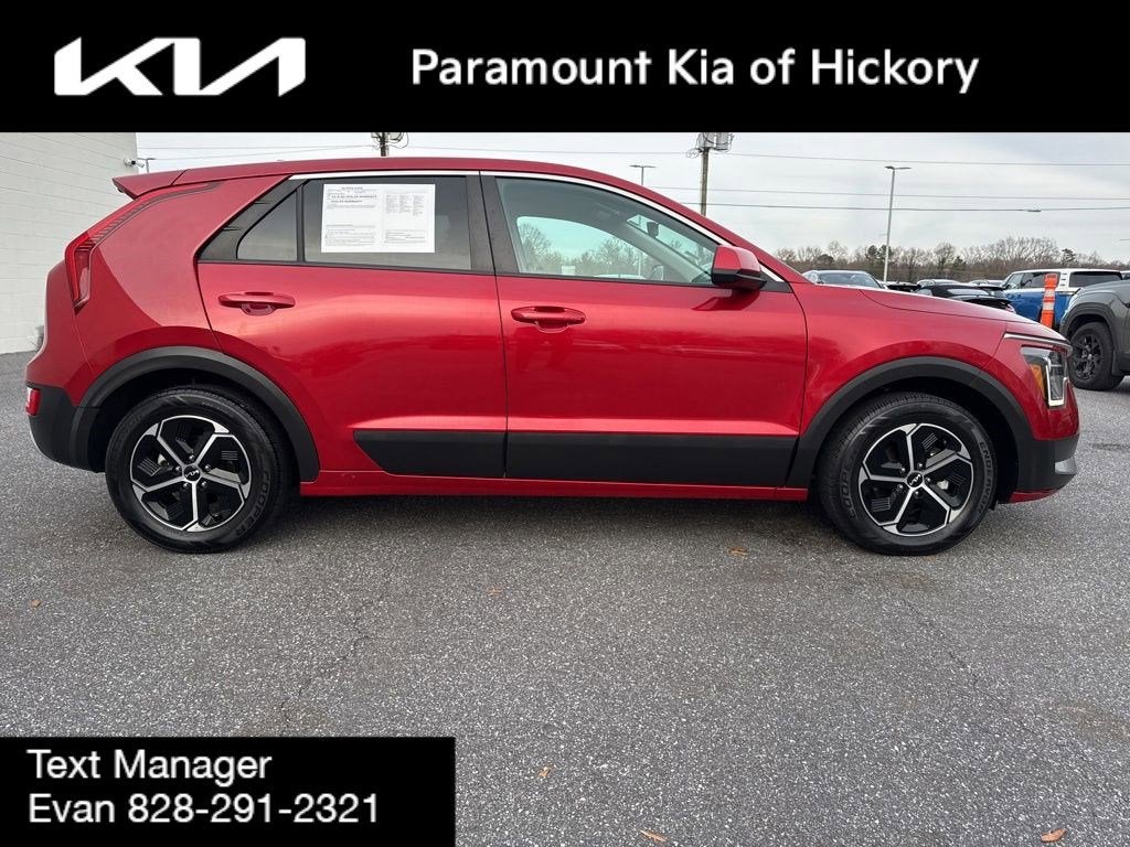 2023 Kia Niro LX