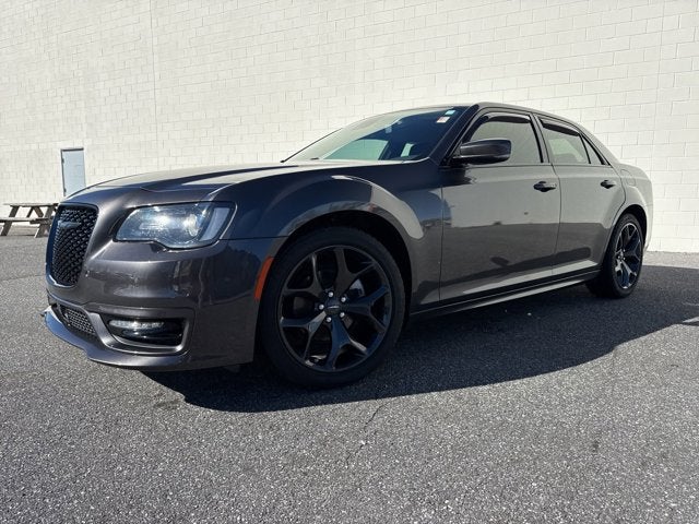 2022 Chrysler 300 Touring L