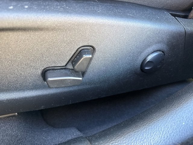 2022 Chrysler 300 Touring L