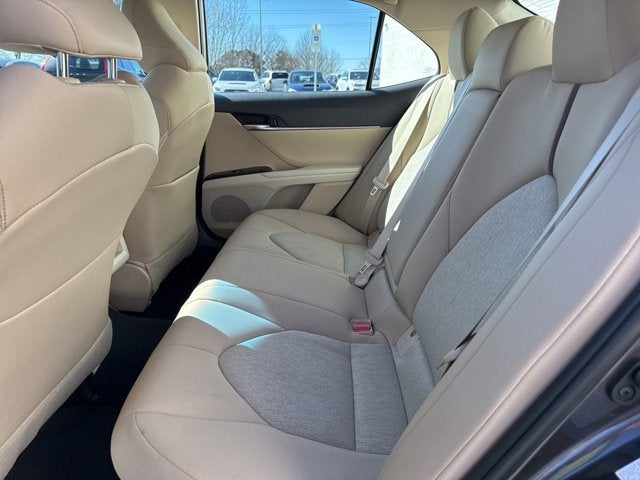 2018 Toyota Camry Hybrid LE