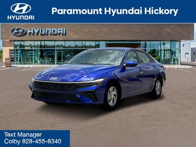 2025 Hyundai Elantra SE