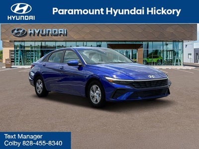 2025 Hyundai Elantra SE