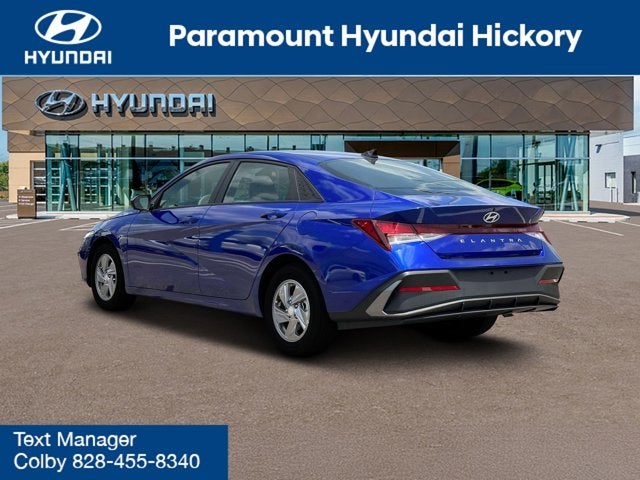 2025 Hyundai Elantra SE