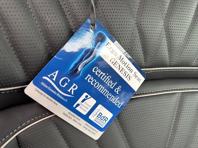 2025 Genesis G90 e-SC