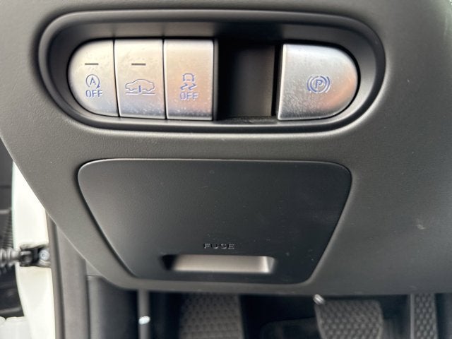 2025 Genesis G90 e-SC