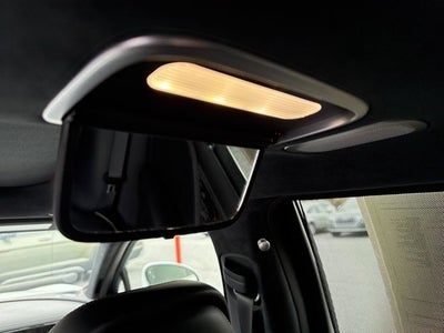 2025 Genesis G90 e-SC