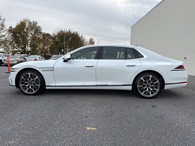 2025 Genesis G90 e-SC