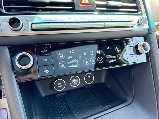 2025 Genesis G70 Base