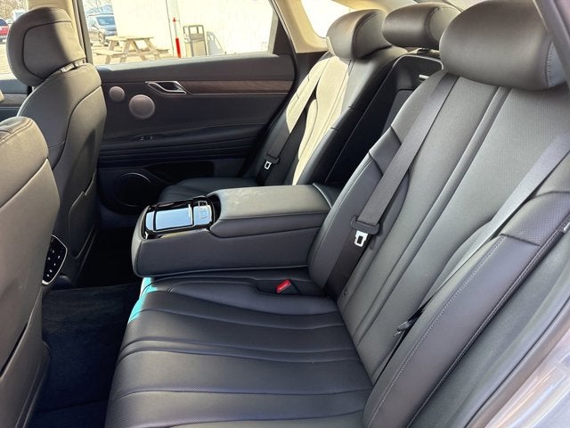 2025 Genesis G80 2.5T Advanced