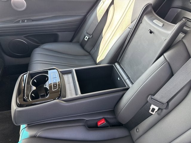 2025 Genesis G80 2.5T Advanced