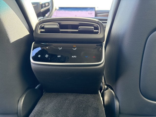 2025 Genesis G80 2.5T Advanced