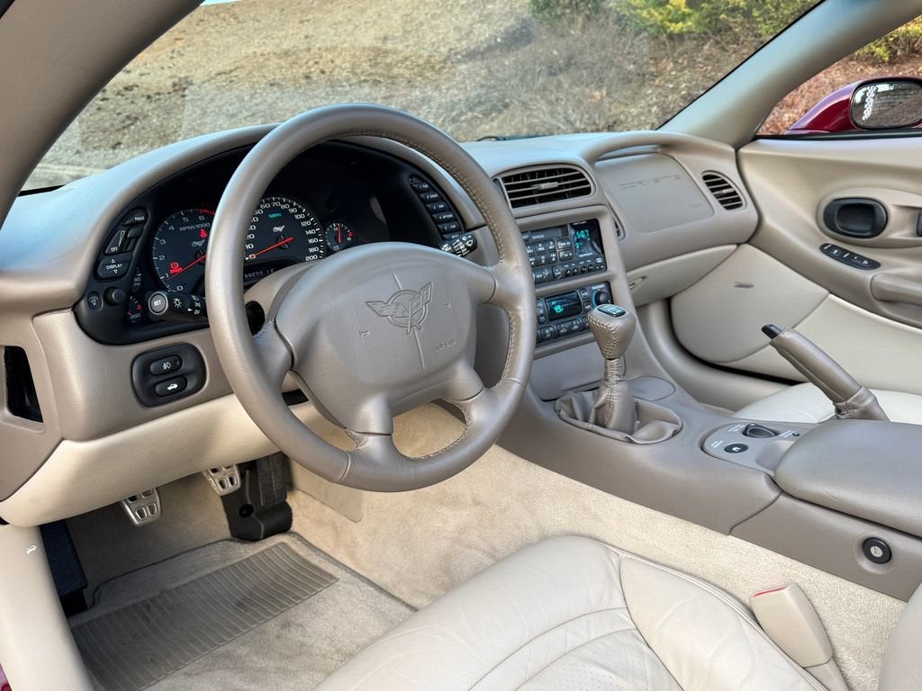 2003 Chevrolet Corvette Base