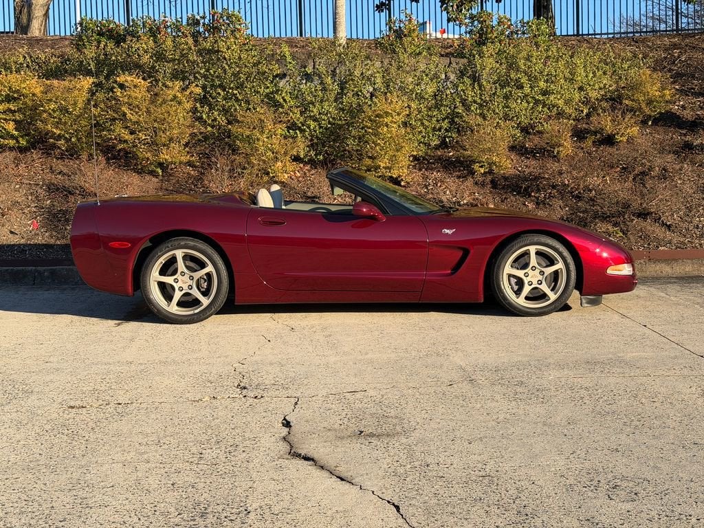 2003 Chevrolet Corvette Base
