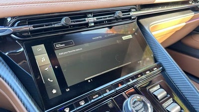 2025 Aston Martin DB12 Coupe