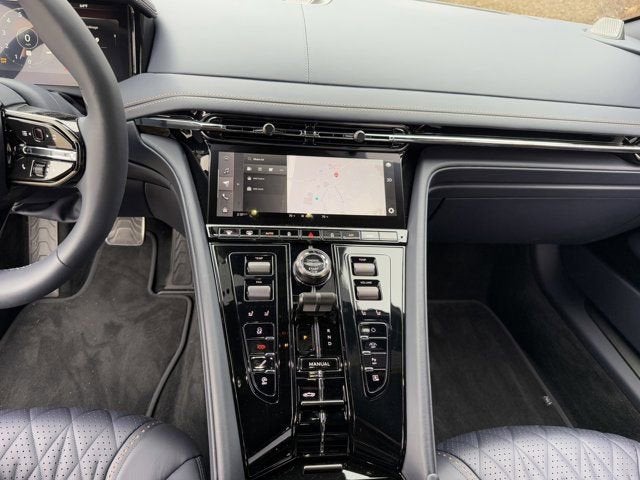 2025 Aston Martin DB12 Volante