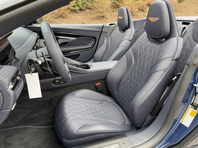 2025 Aston Martin DB12 Volante