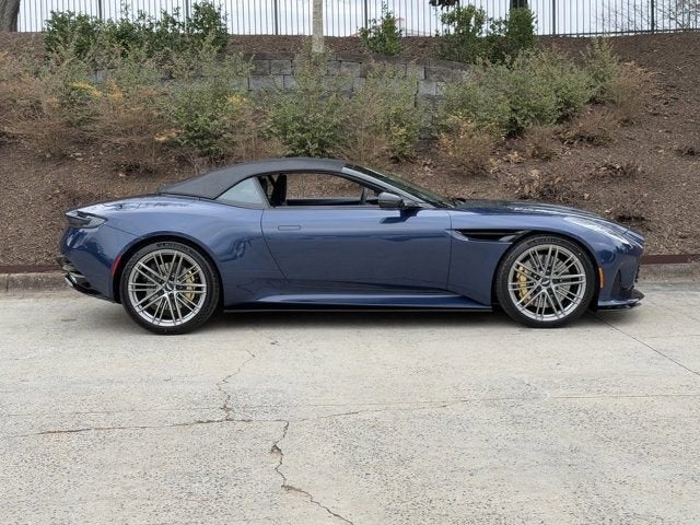 2025 Aston Martin DB12 Volante