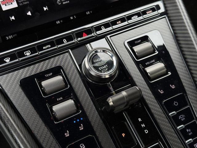 2025 Aston Martin DB12 Volante