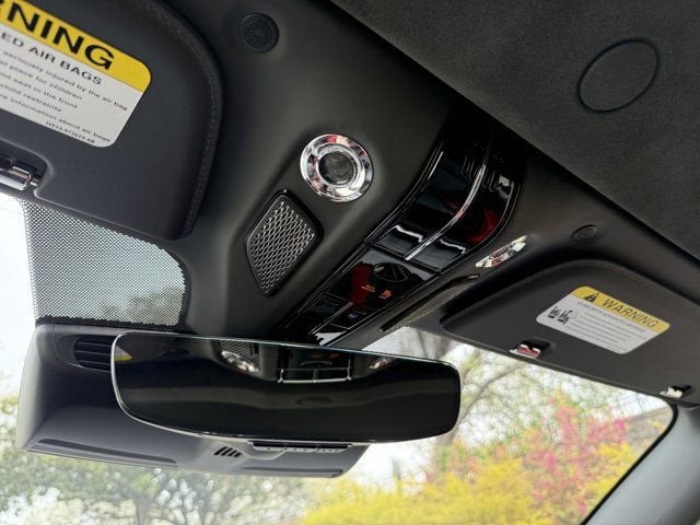 2025 Aston Martin DB12 Volante