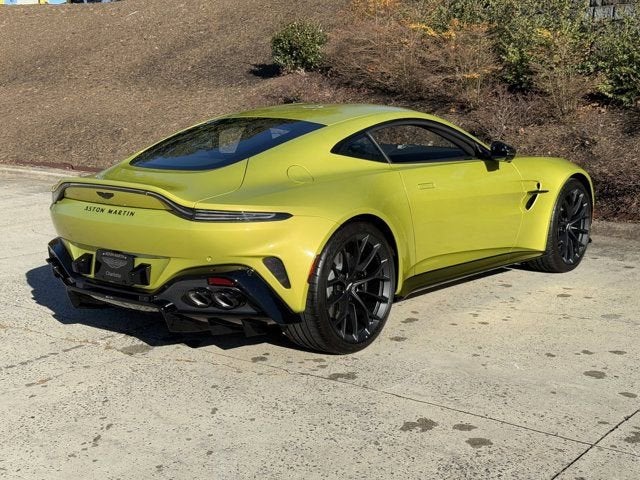 2025 Aston Martin Vantage Base