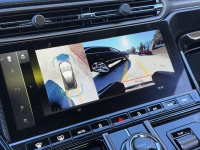 2025 Aston Martin Vantage Base