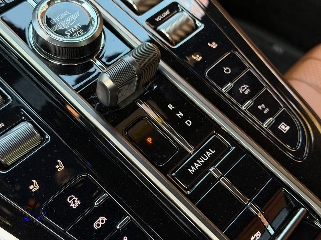 2026 Aston Martin Vantage Roadster