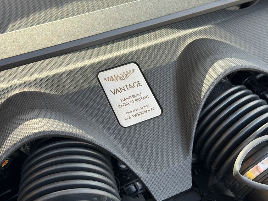 2026 Aston Martin Vantage Roadster