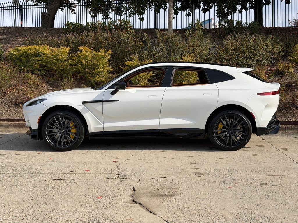 2023 Aston Martin DBX 707