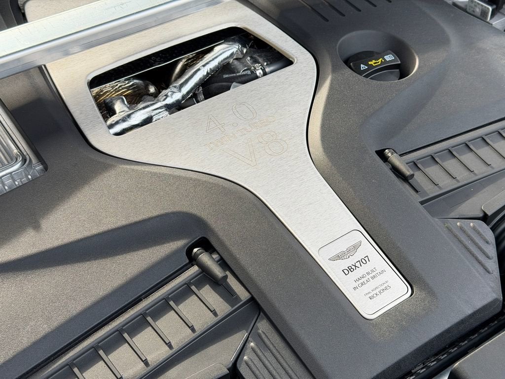 2026 Aston Martin DBX 707