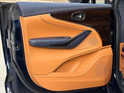 2026 Aston Martin DBX 707