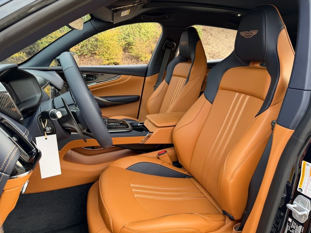 2026 Aston Martin DBX 707