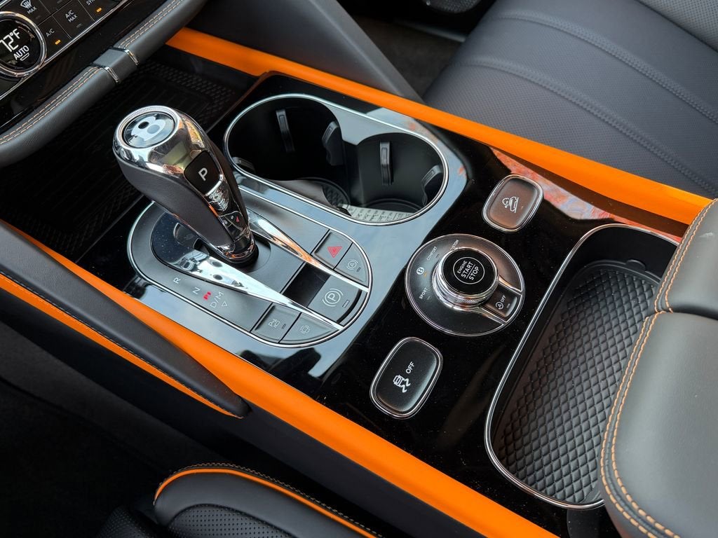 2025 Bentley Bentayga Base