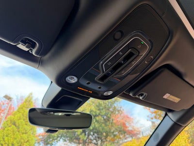 2025 Bentley Bentayga Base