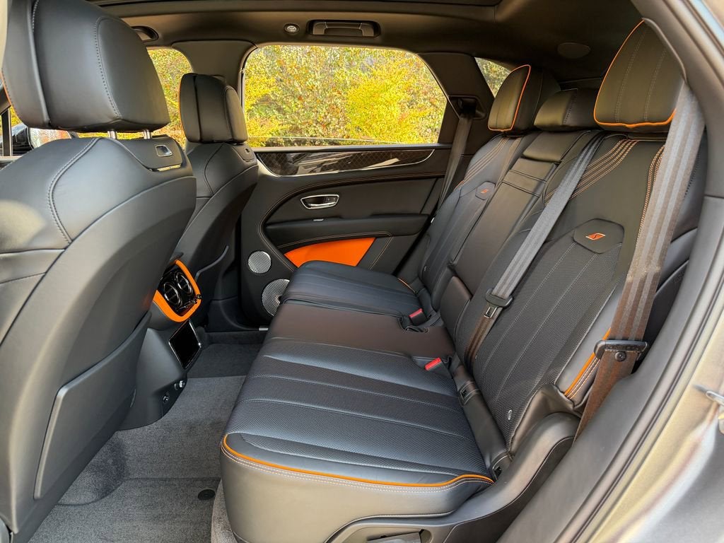 2025 Bentley Bentayga Base