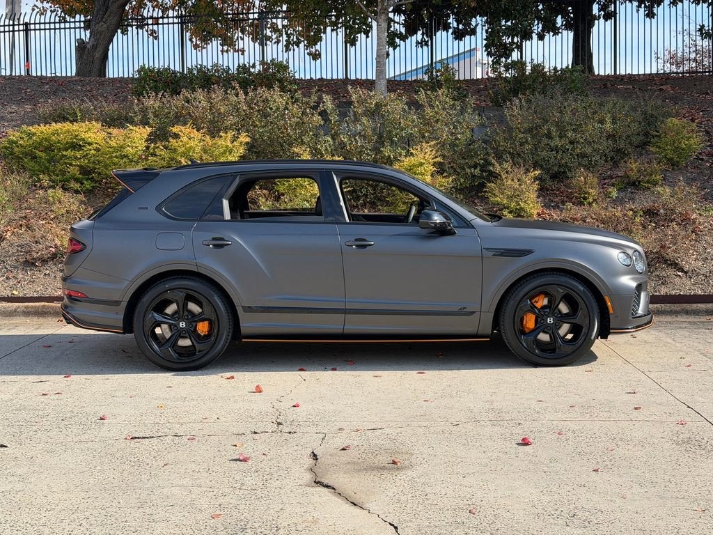 2025 Bentley Bentayga Base