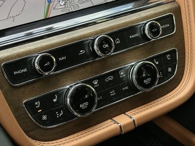 2024 Bentley Bentayga Azure