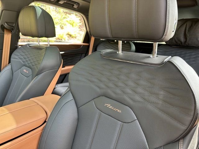 2024 Bentley Bentayga Azure