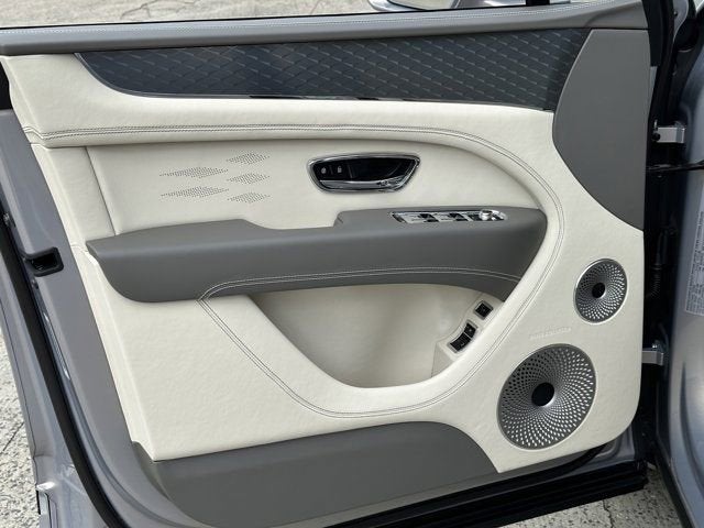 2024 Bentley Bentayga EWB A