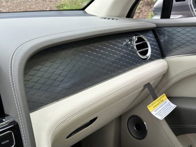 2024 Bentley Bentayga EWB A