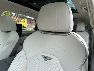 2024 Bentley Bentayga EWB A