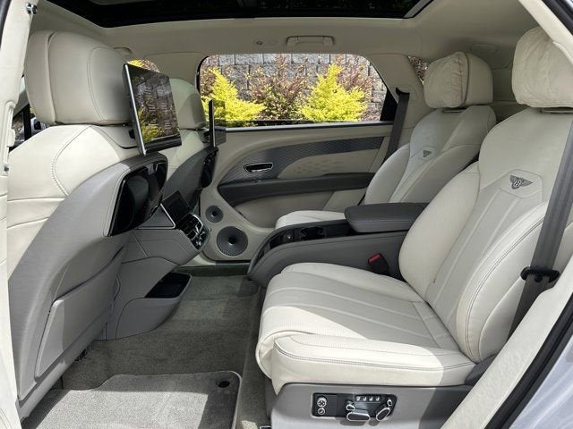 2024 Bentley Bentayga EWB A