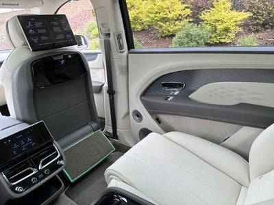 2024 Bentley Bentayga EWB A