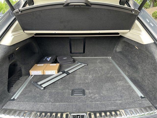 2024 Bentley Bentayga EWB A