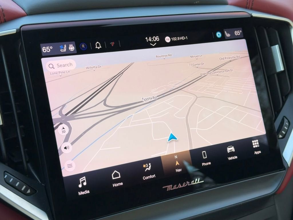 2022 Maserati Ghibli Modena Q4