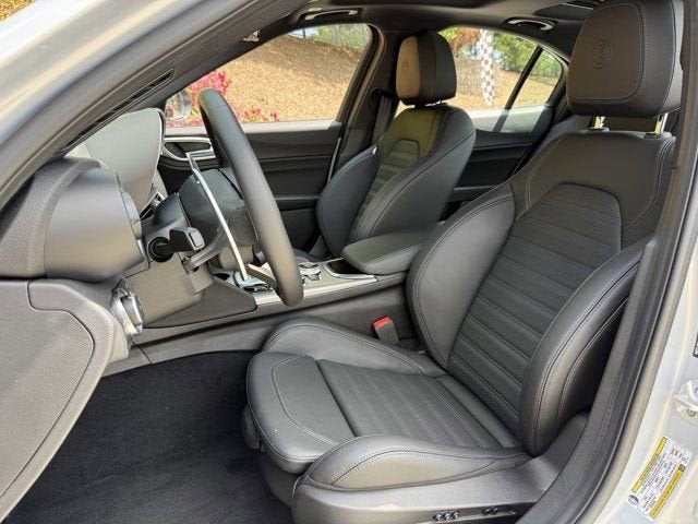 2025 Alfa Romeo Giulia Veloce