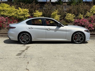 2025 Alfa Romeo Giulia Veloce